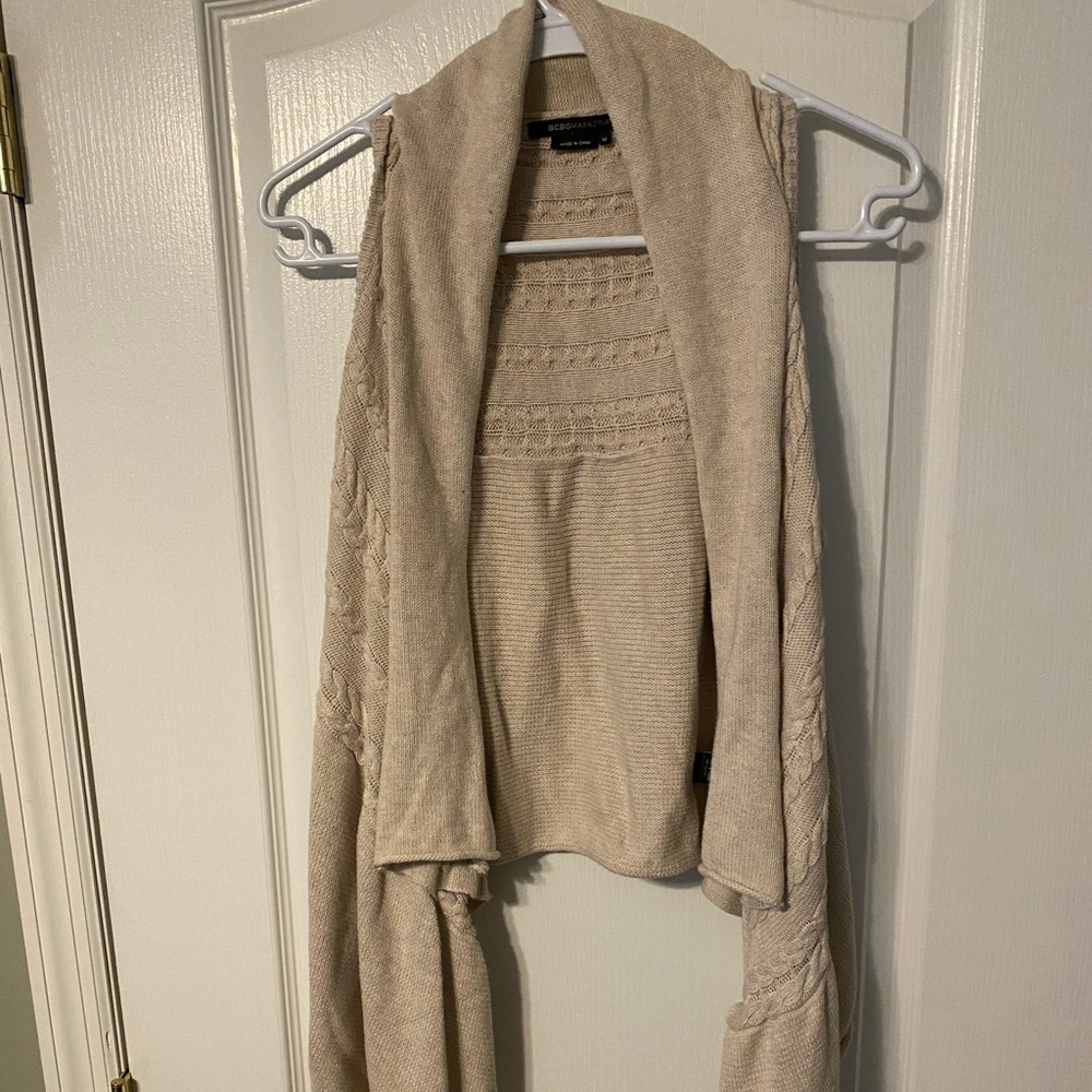 Sweater vest